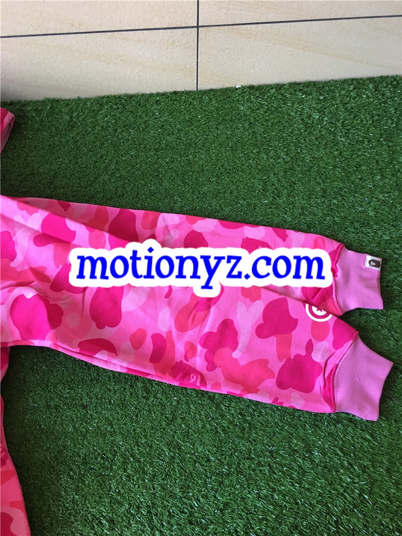 A Bathing Ape Clothing Bape Shark Hoodies Camo Pink